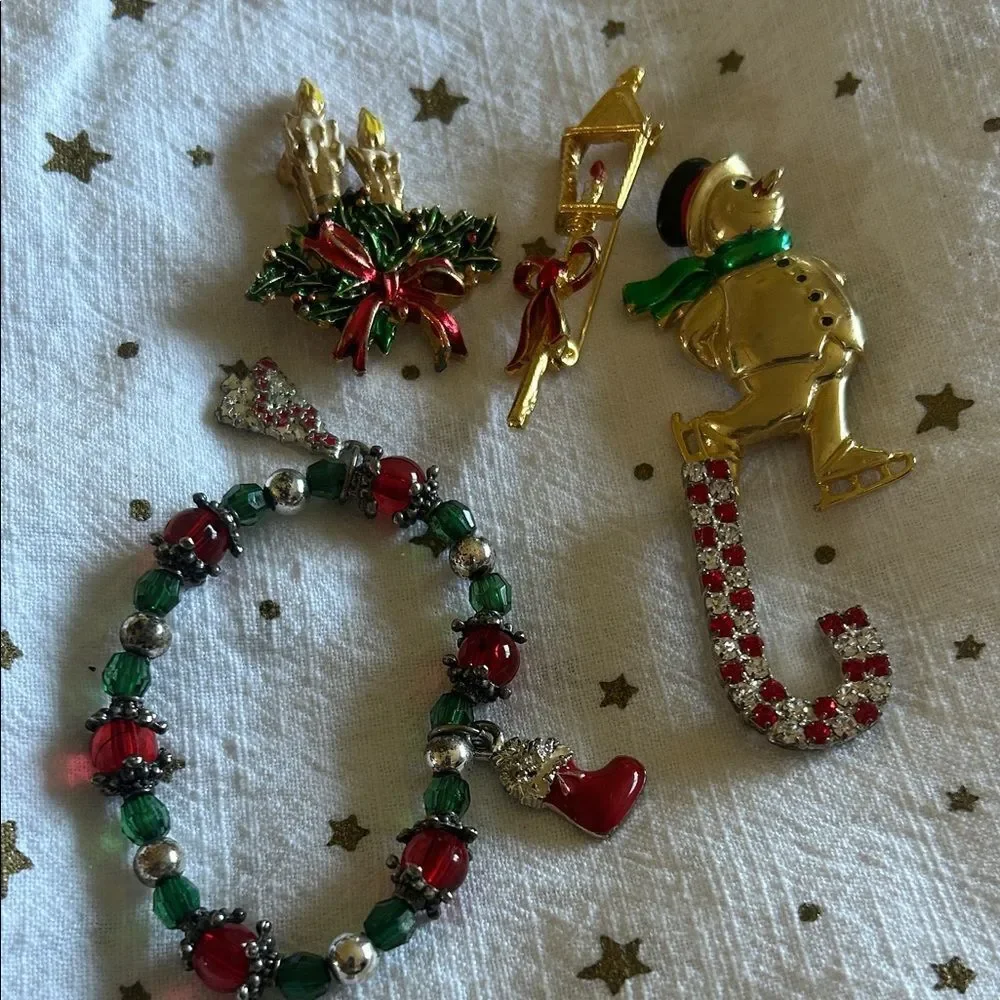 Festive Holiday Brooch and Bracelet Set